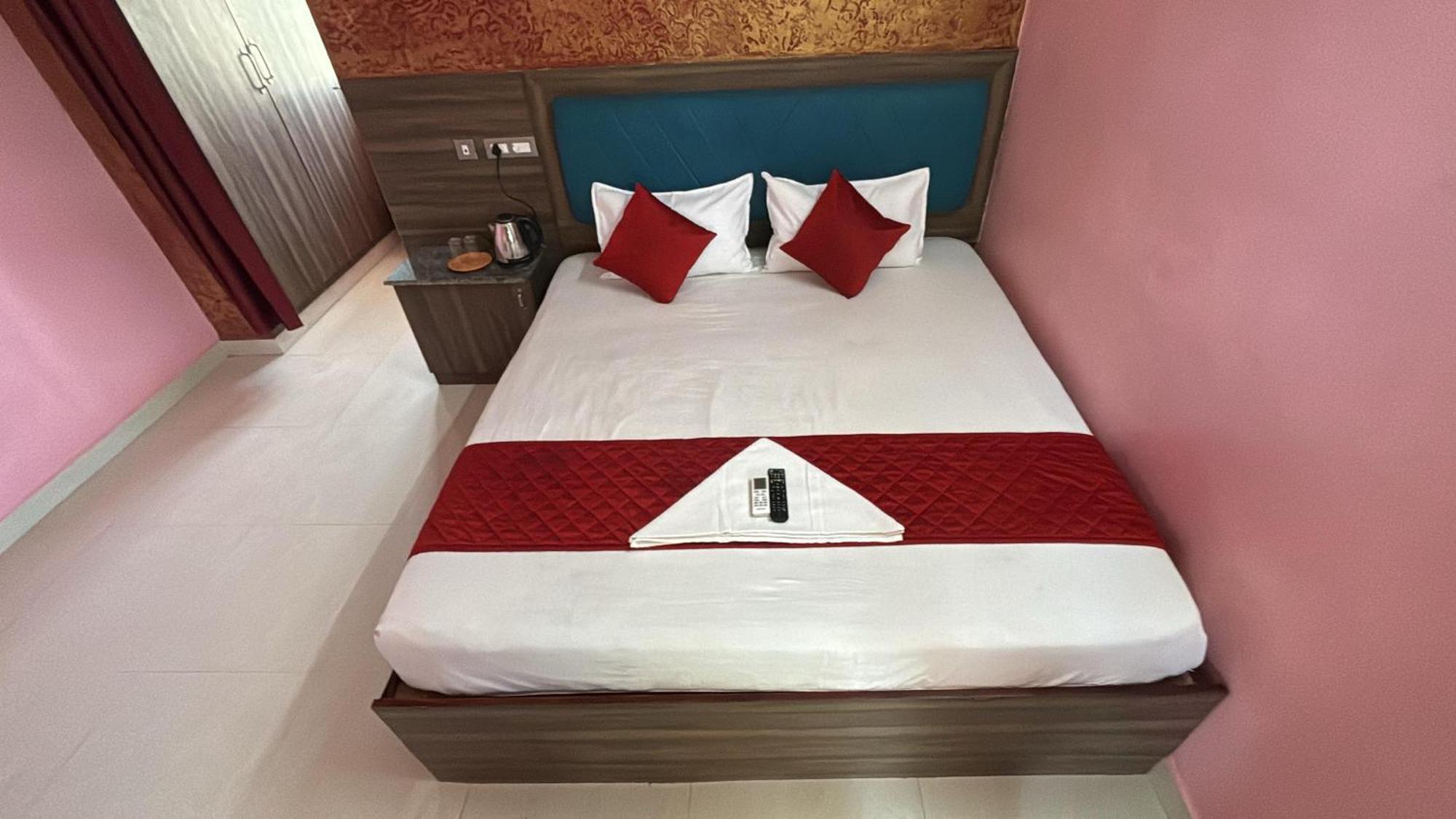 פונדיצ'רי Dream Serenity Residency מראה חיצוני תמונה